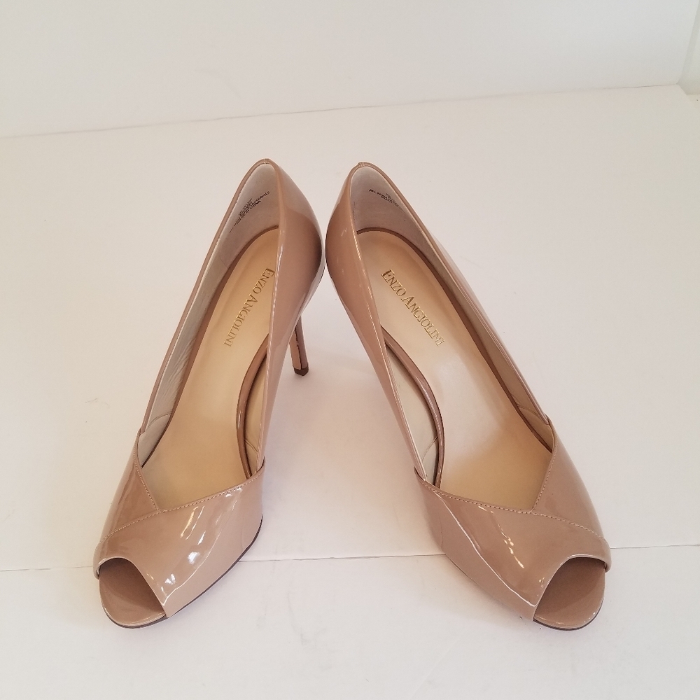 Enzo Angiolini  Faux Patent Leather Stilleto High Heels Taupe/Nude Size 8.5